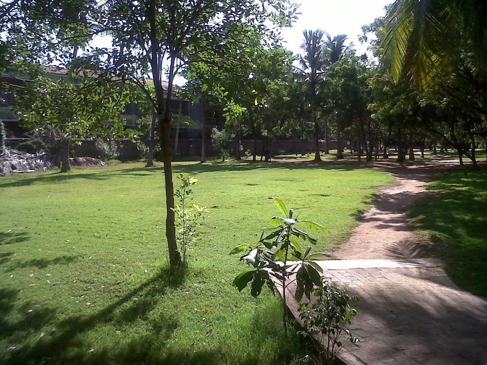 Mamalla Beach Resort Mahabalipuram Exterior foto